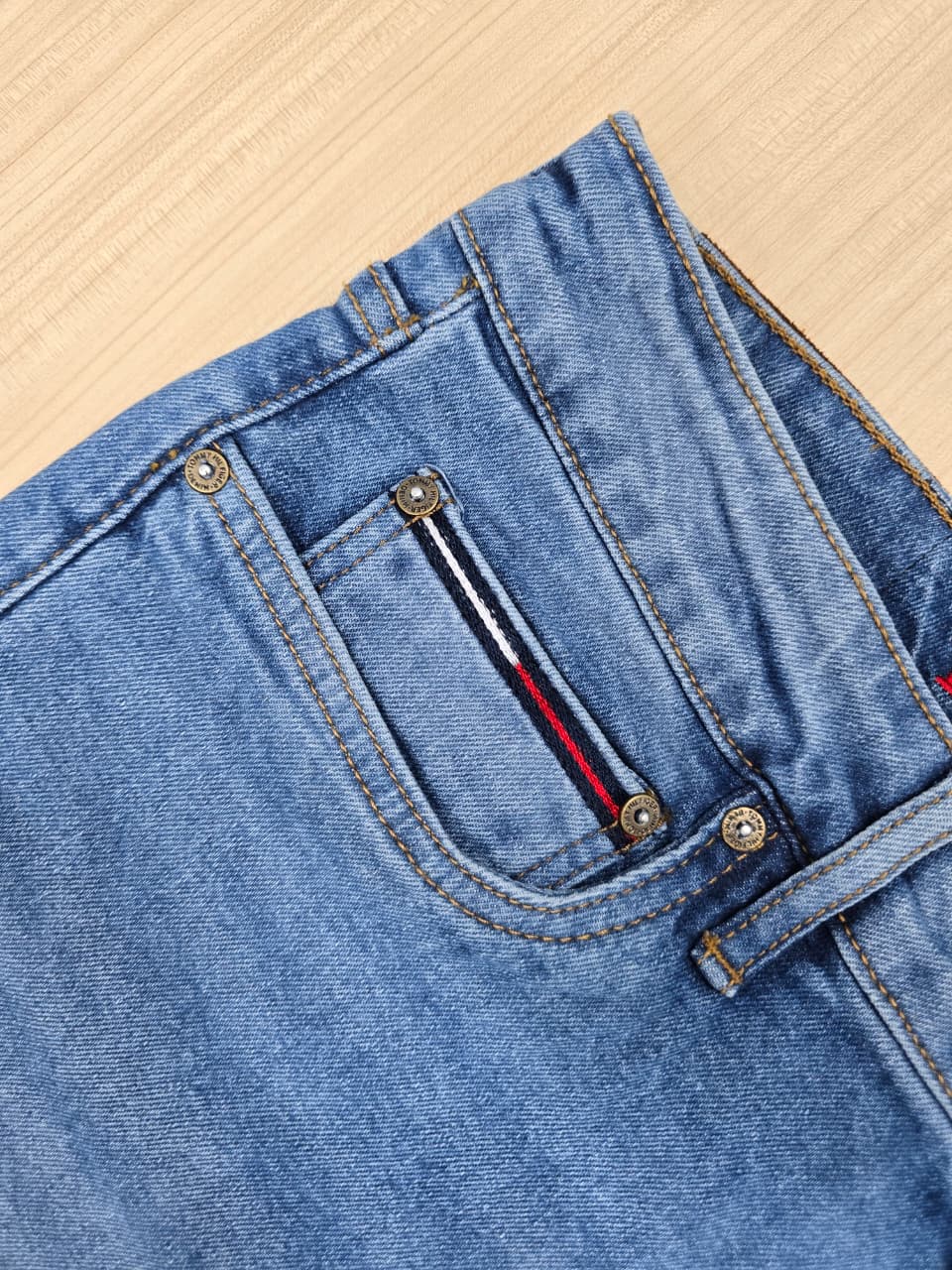 Combo Tommy Hilfiger Original Denim Colour Light blue & Deep blue & Free Boxer