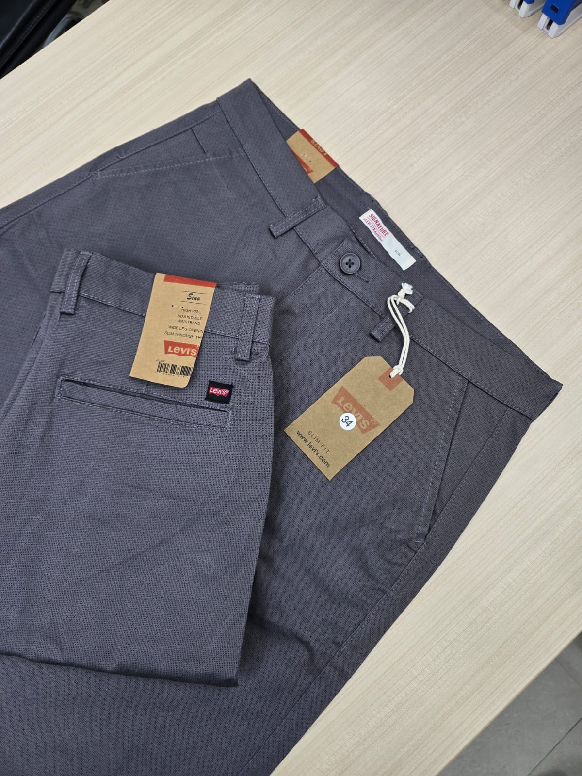 100% Export Levi's Twill Pant Colour S